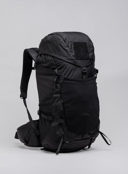 PINNACLE 42L HIKING BACKPACK