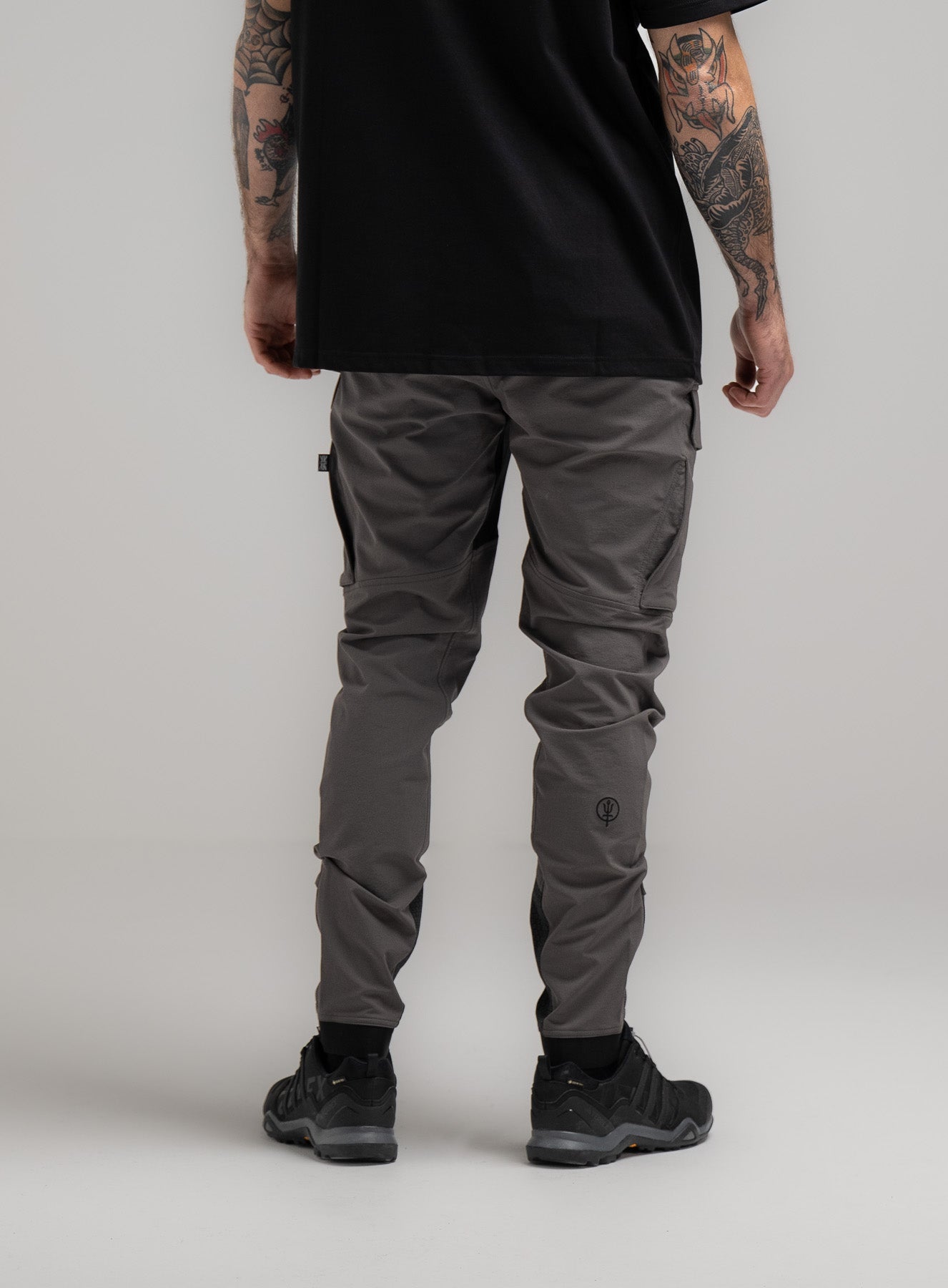 STRIKE PANTS