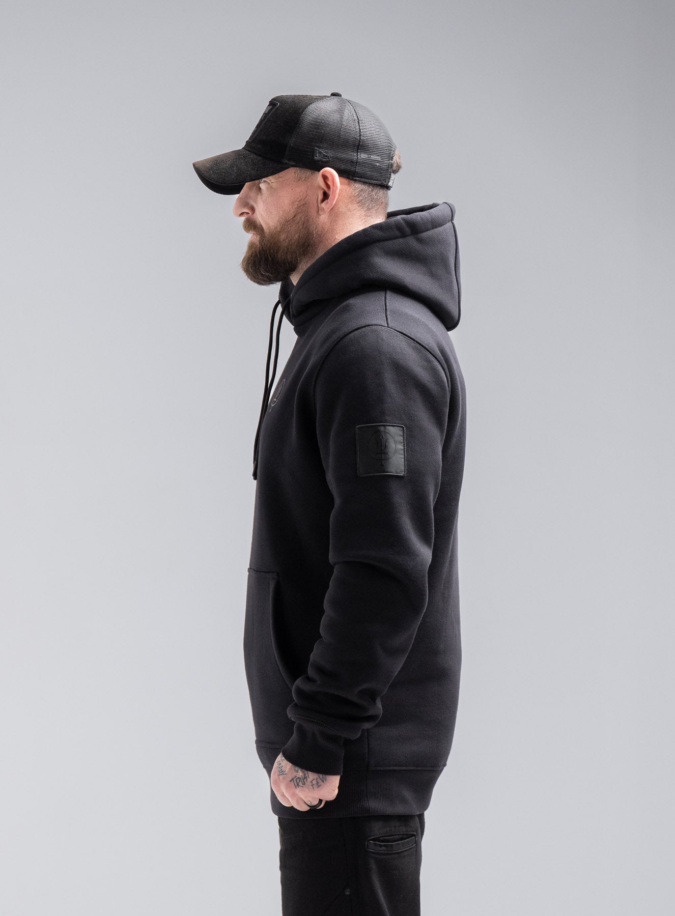 INSIGNIA HOODIE - THRUDARK X SCRAMBLE