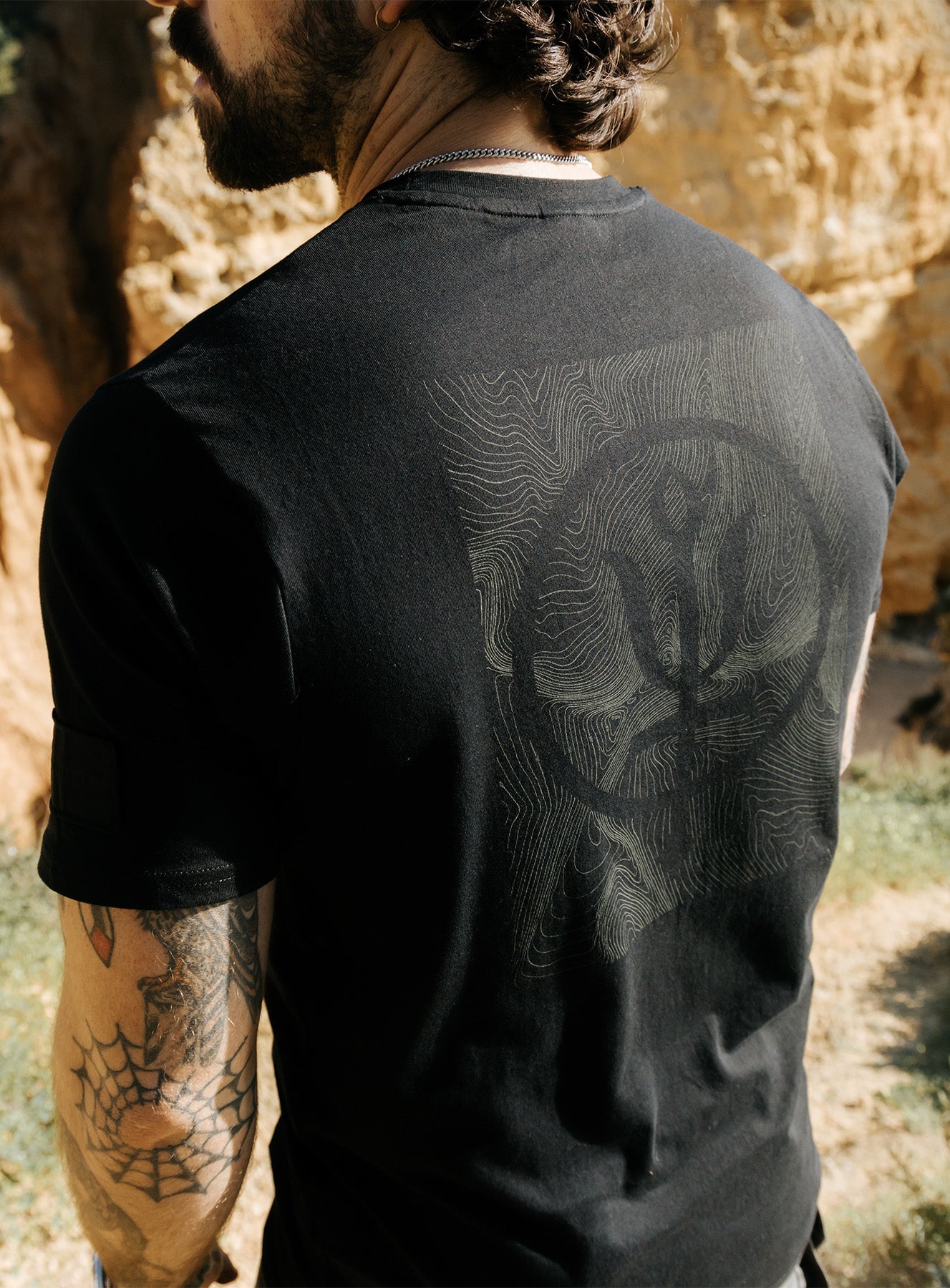 VADER T-SHIRT - PEN Y FAN