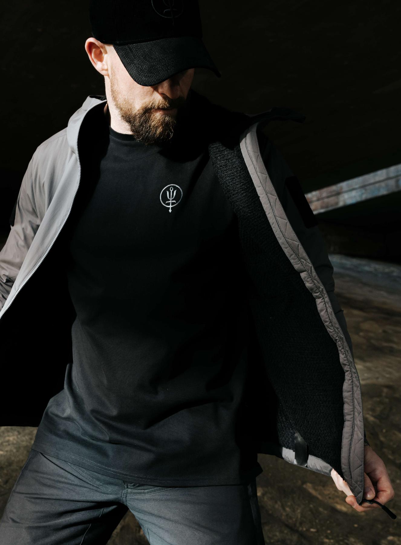 WRAITH HOODED JACKET